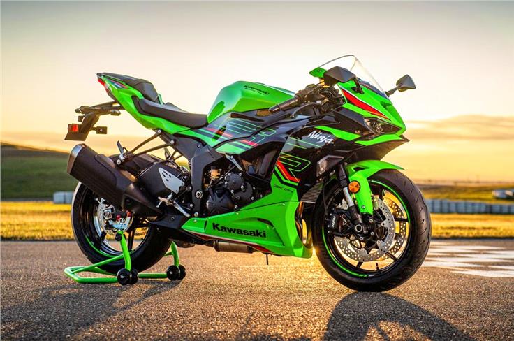 For 2024, the Kawasaki ZX-6R returns and is the only road-legal 600cc Japanese supersport on sale in Europe.